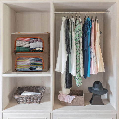 Storage bins with Window