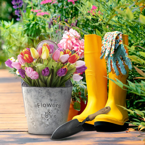 Metal Pocket Planter